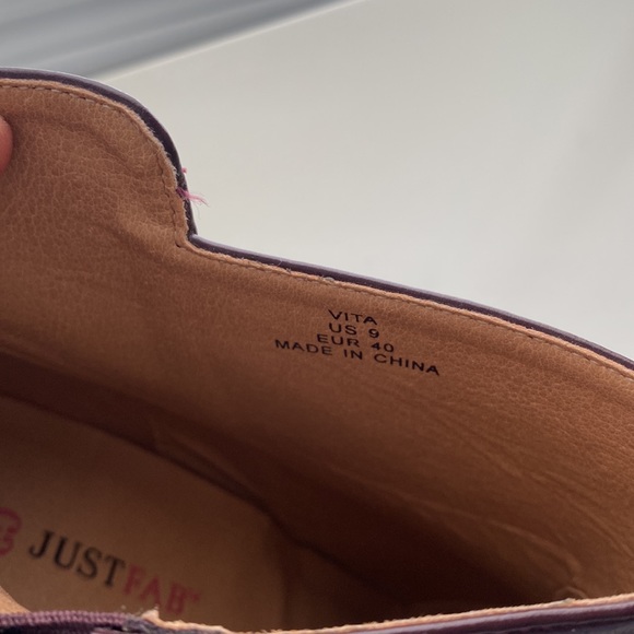 JustFab Burgundy Brown Heeled Boots; Size 9 - Picture 6 of 7